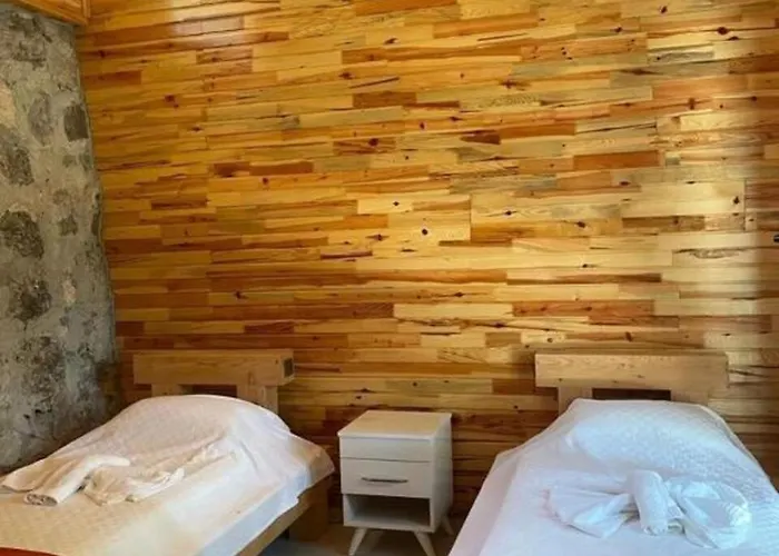 Ece Hani Hotel